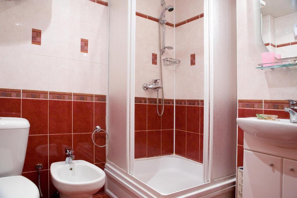 Paradise Hotel Gomel Oda fotoğraf