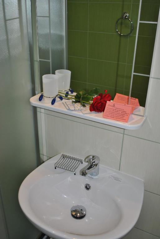 Paradise Hotel Gomel Oda fotoğraf
