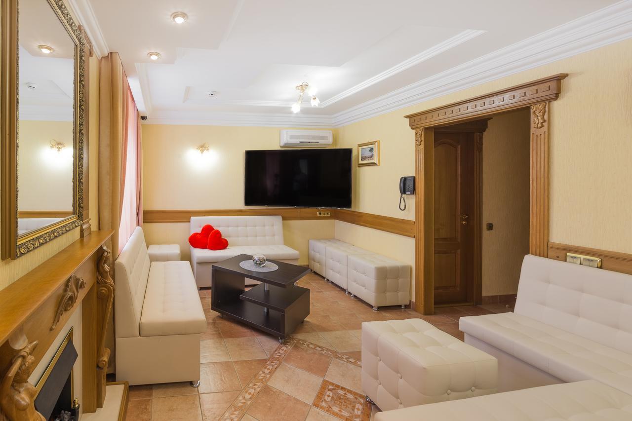 Paradise Hotel Gomel Dış mekan fotoğraf