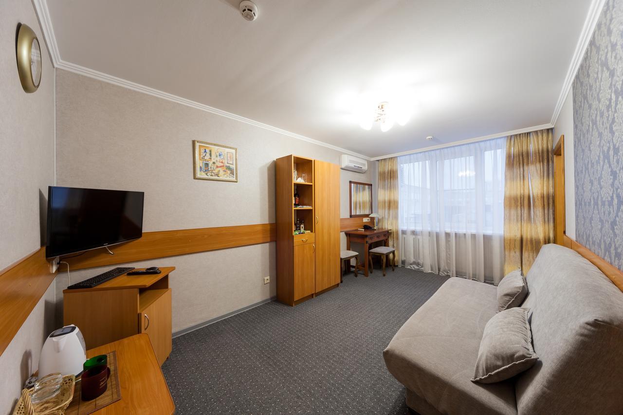 Paradise Hotel Gomel Dış mekan fotoğraf