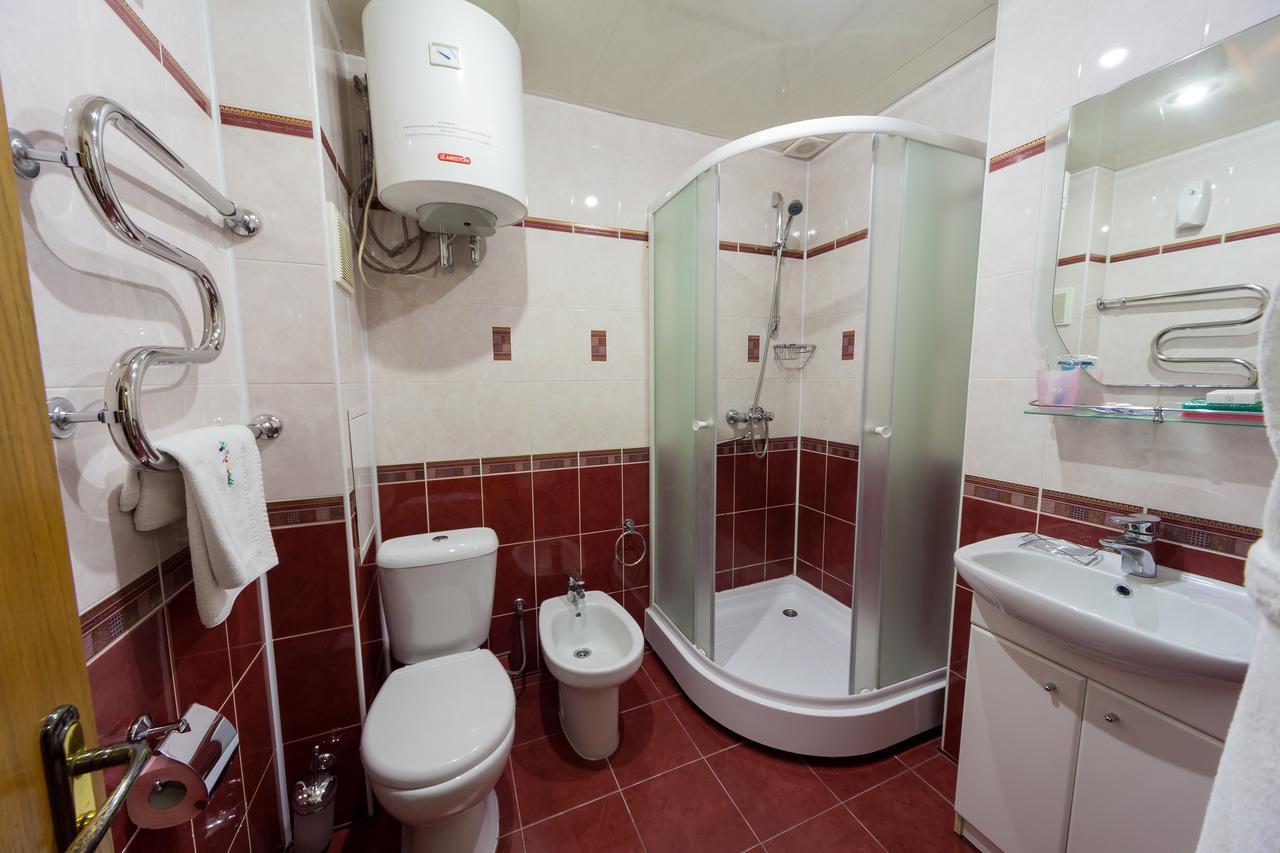 Paradise Hotel Gomel Dış mekan fotoğraf